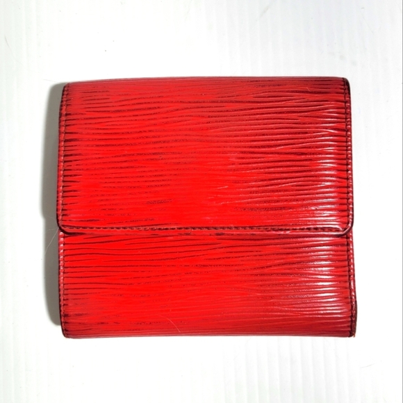 Louis Vuitton LV Red Epi Leather Compact Tri-fold Wallet - Picture 9 of 9
